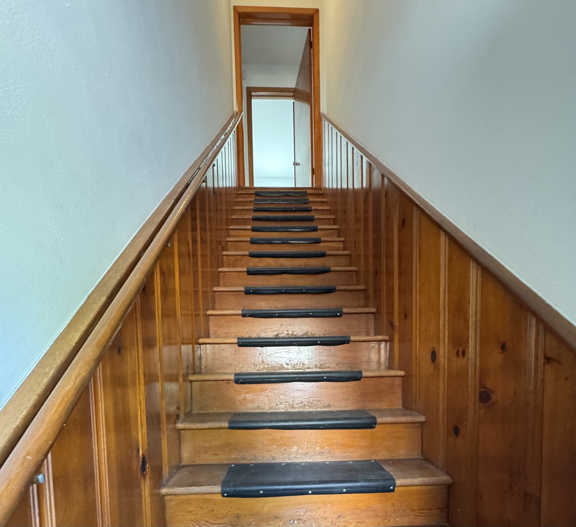 1915 Seymour Avenue Unit: 2