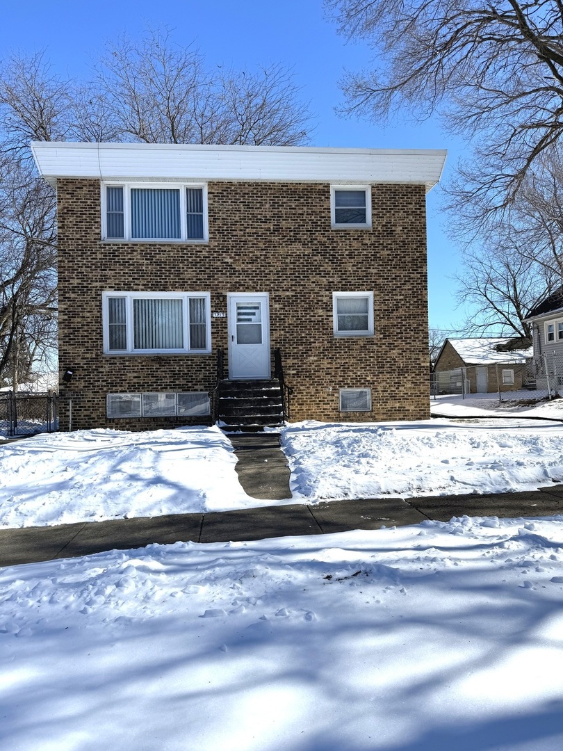 1915 Seymour Avenue Unit: 2