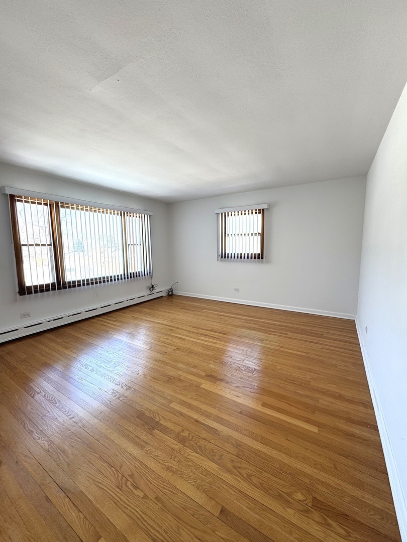 1915 Seymour Avenue Unit: 2