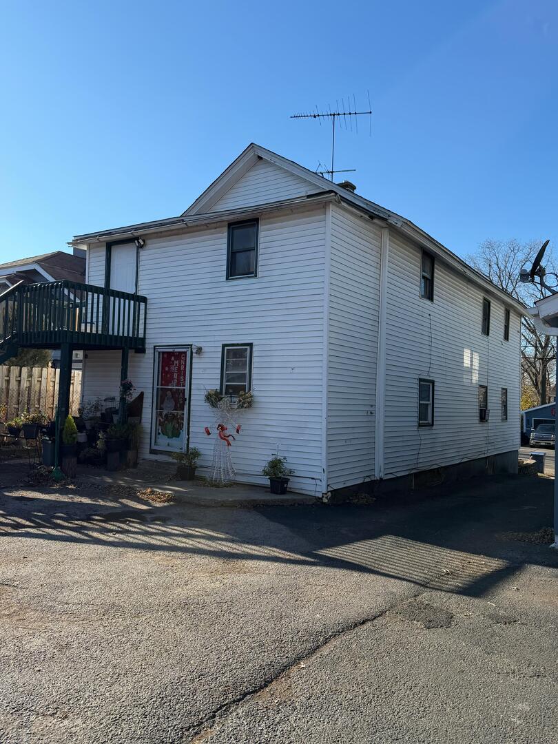 321 S Martin Luther King Jr Avenue Unit: 2