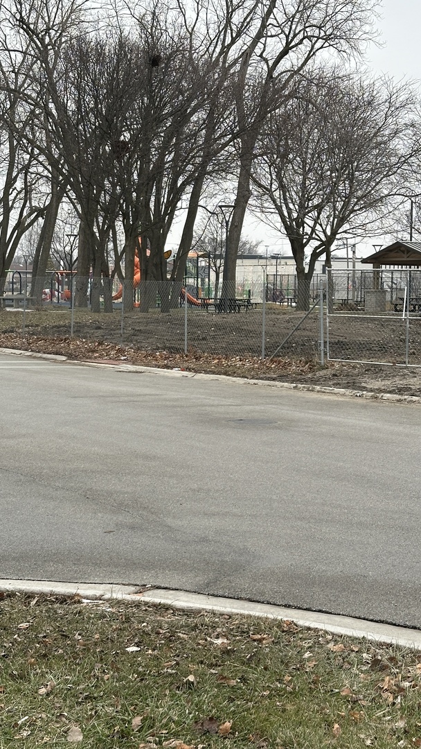 9067 N Clifton Avenue