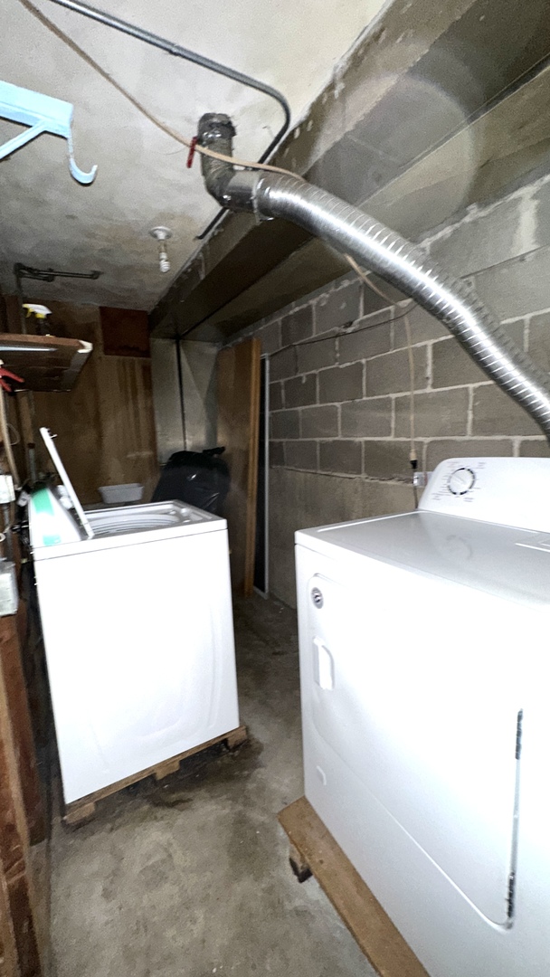 9067 N Clifton Avenue