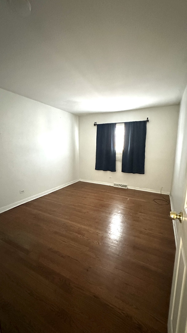 9067 N Clifton Avenue