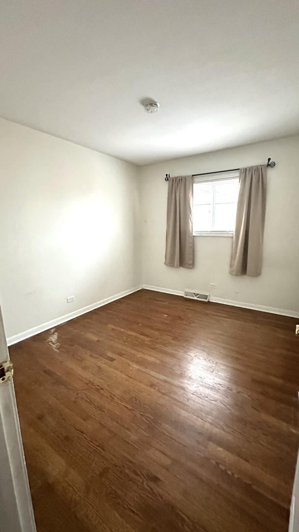 9067 N Clifton Avenue