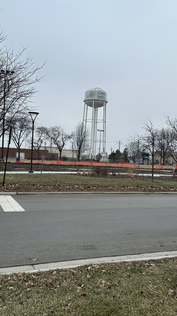 9067 N Clifton Avenue