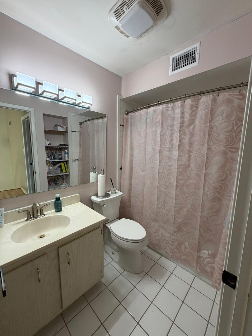 15 Constitution Court