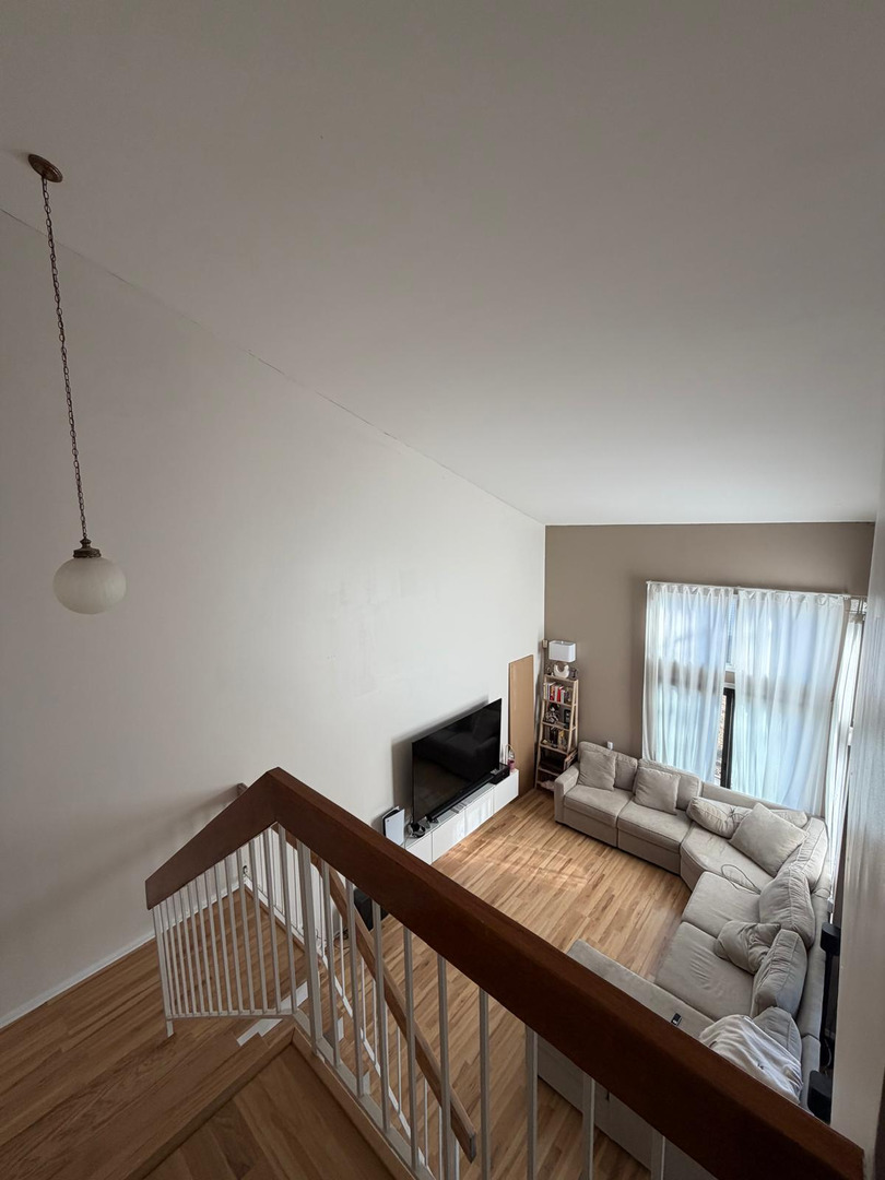 15 Constitution Court