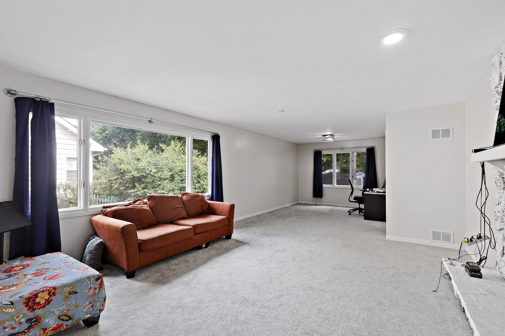 7 Woodhead Drive