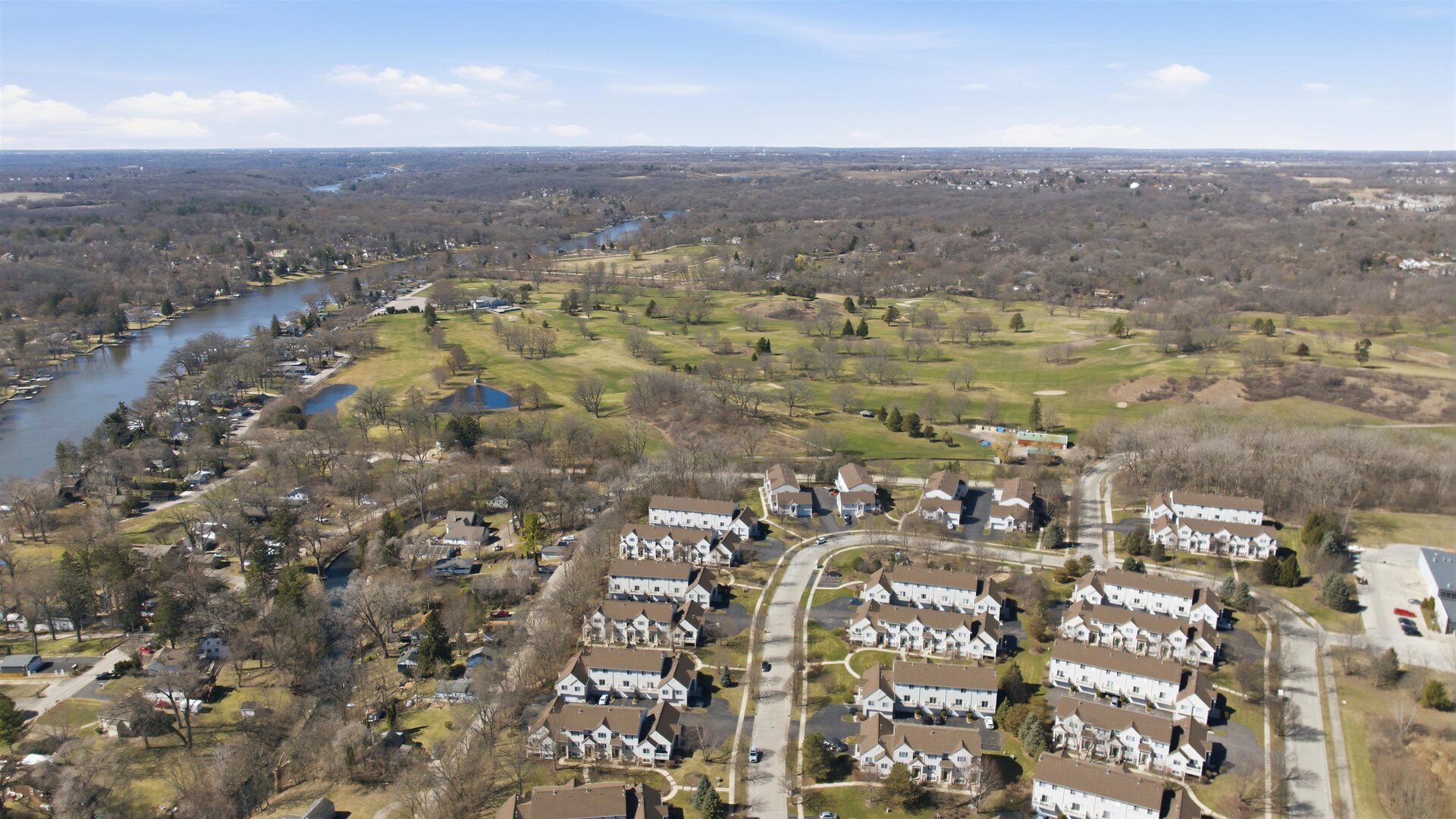 542 Cary Woods Circle