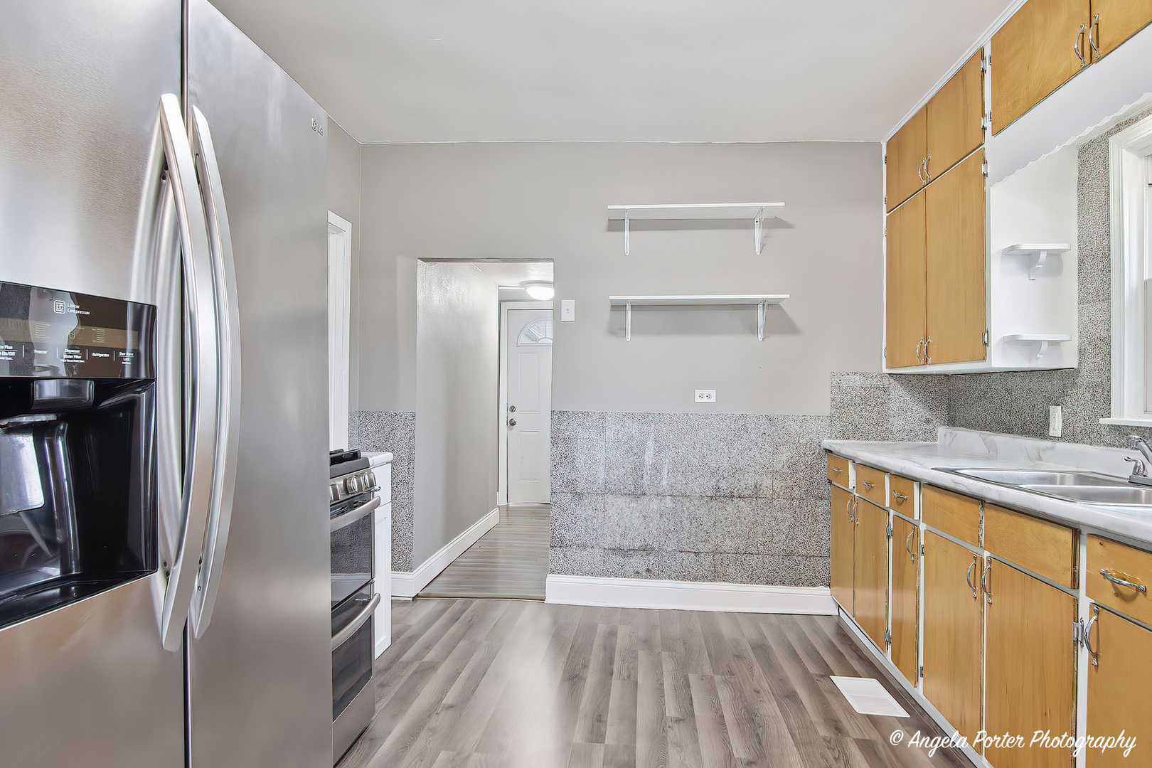 320 E WASHINGTON Street