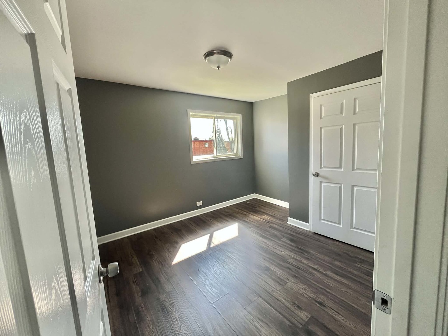 746 Walnut Street Unit: 2E