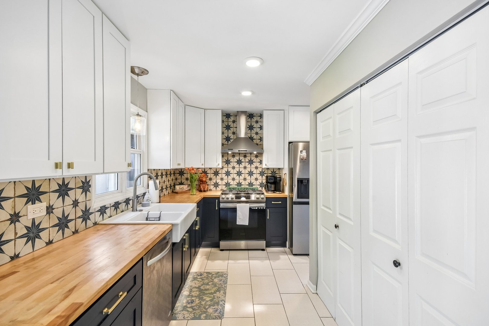 335 FARMHILL Circle