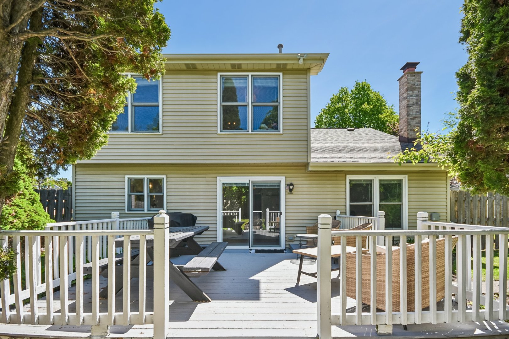 335 FARMHILL Circle