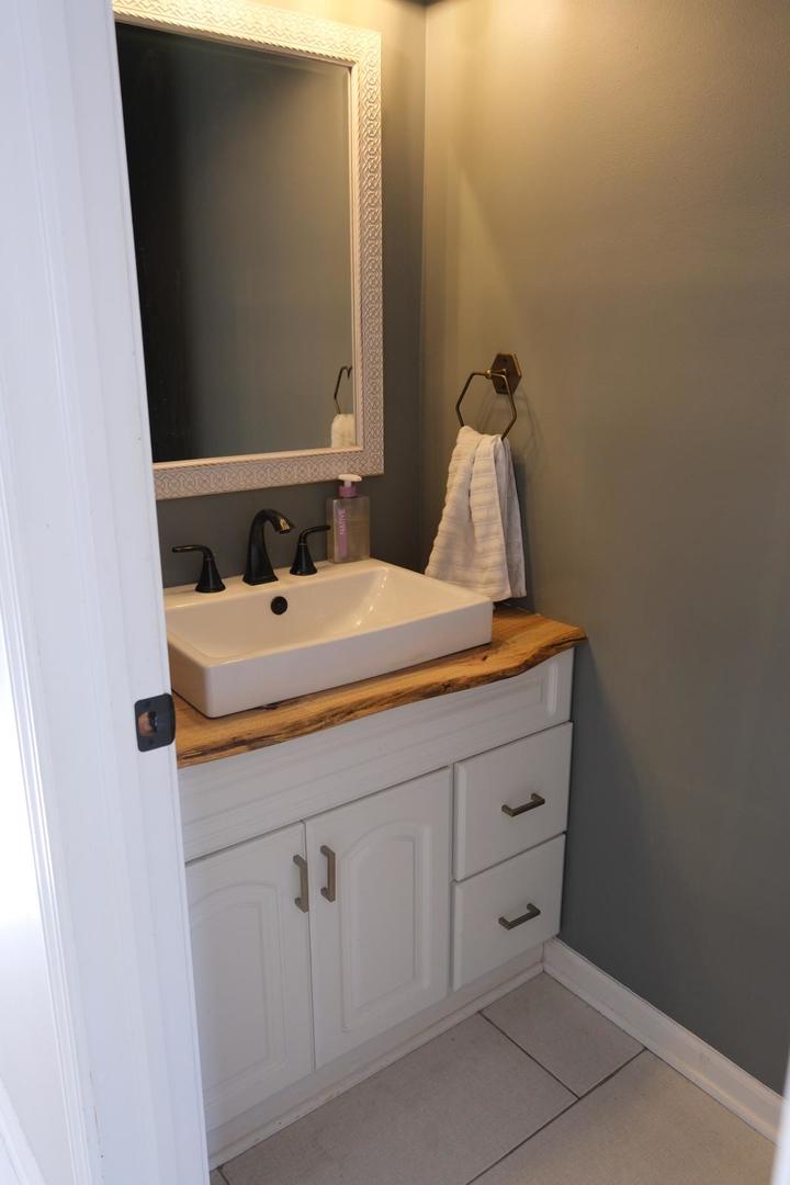 335 FARMHILL Circle