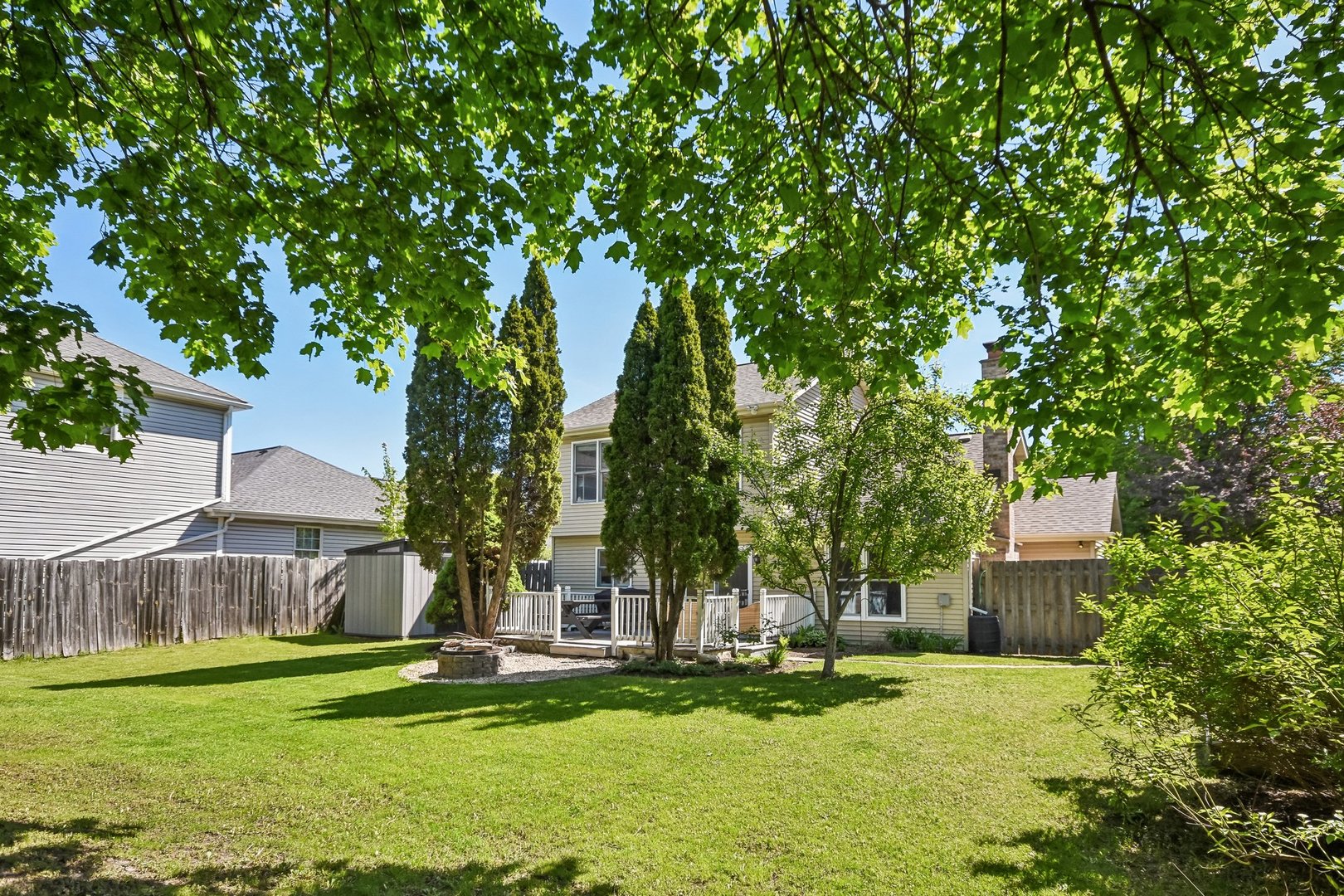 335 FARMHILL Circle