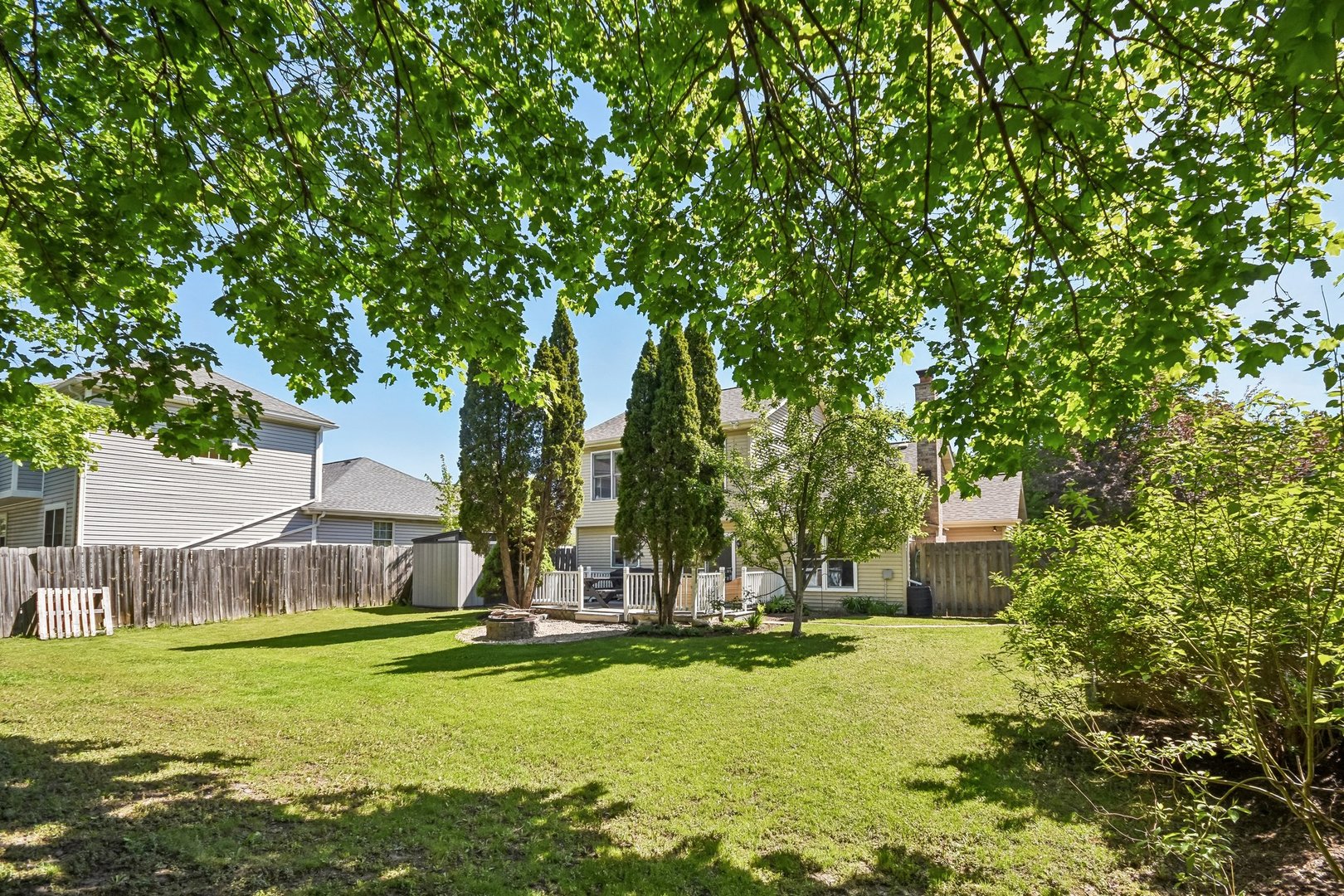 335 FARMHILL Circle