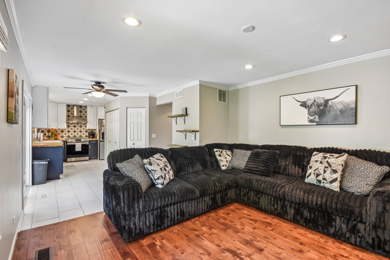 335 FARMHILL Circle