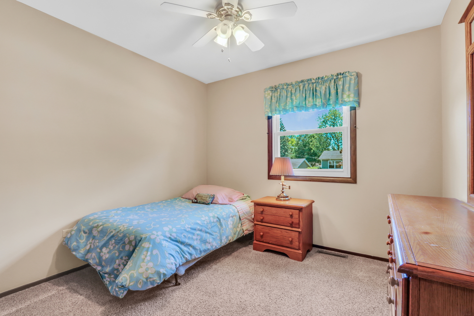 471 Linden Lane