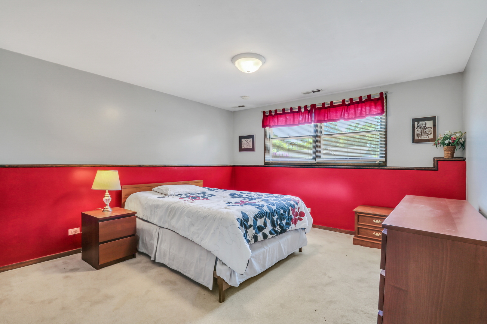 471 Linden Lane