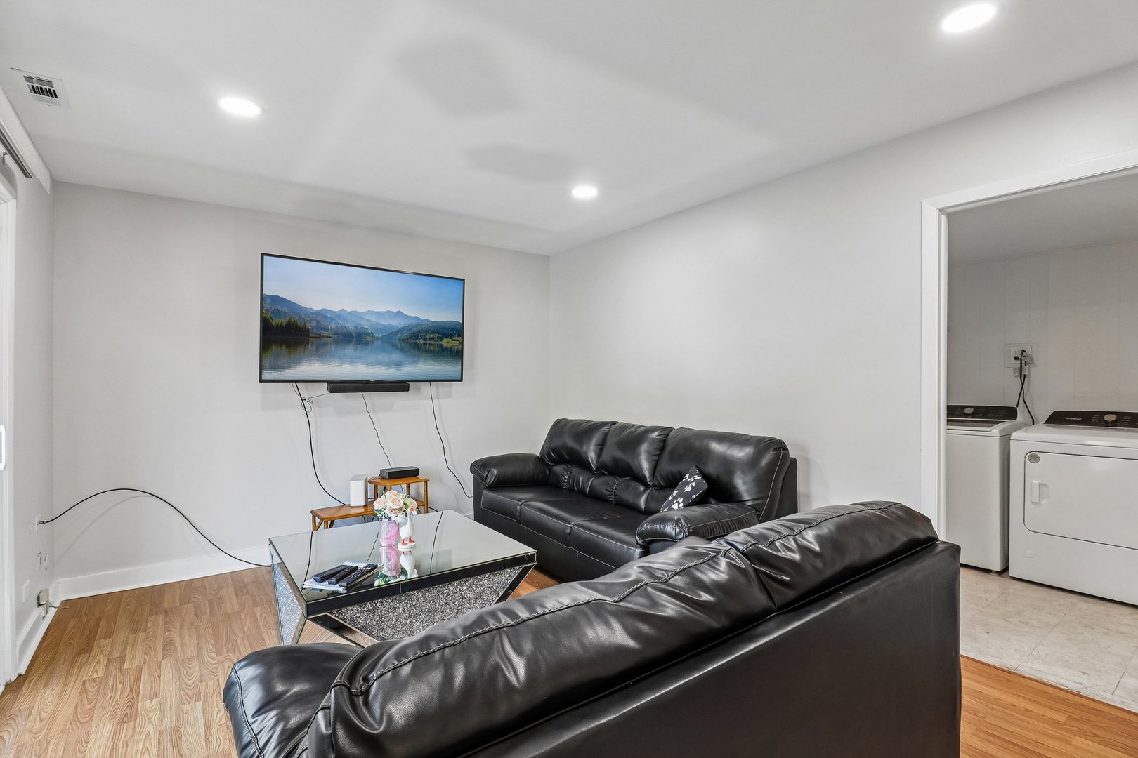 664 Claridge Circle