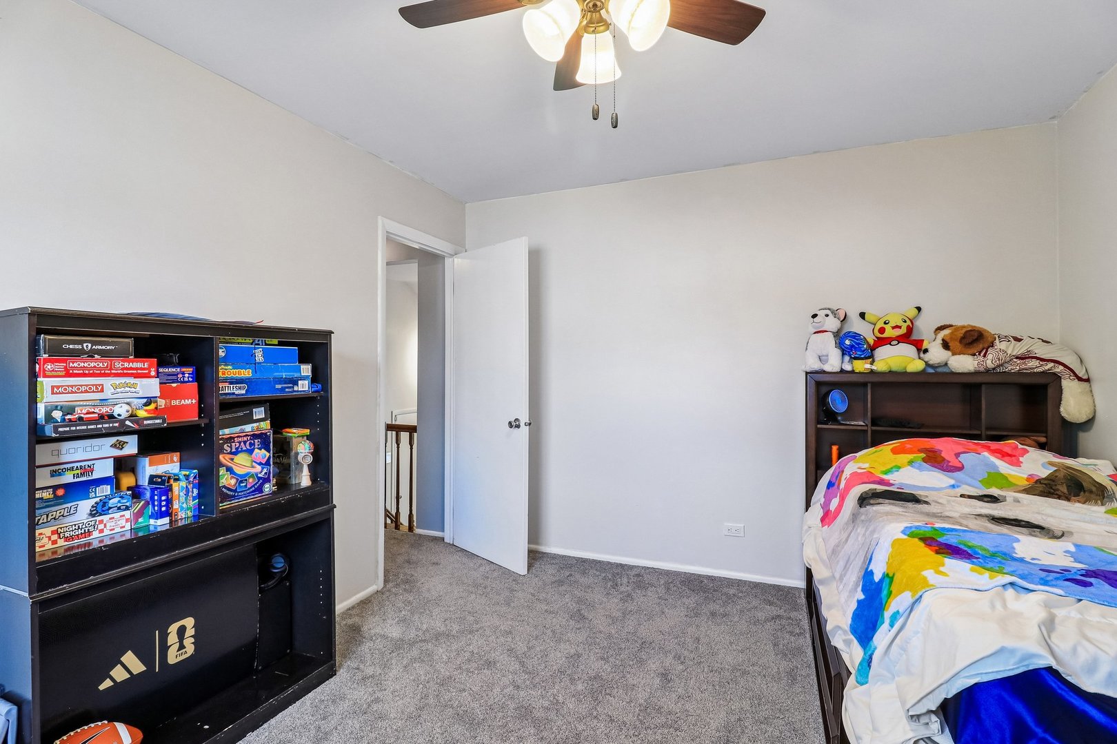 664 Claridge Circle