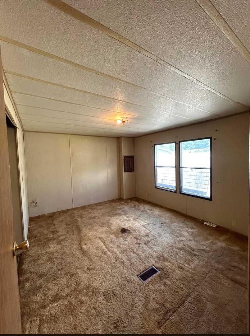880 Carmella Lane
