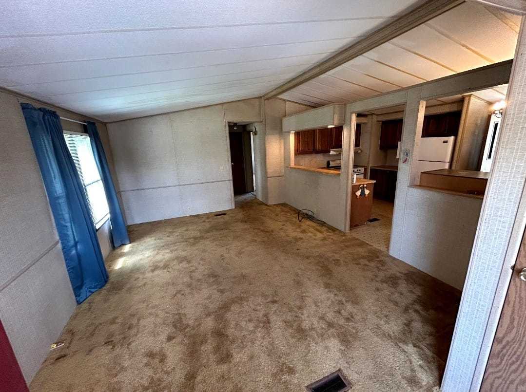 880 Carmella Lane