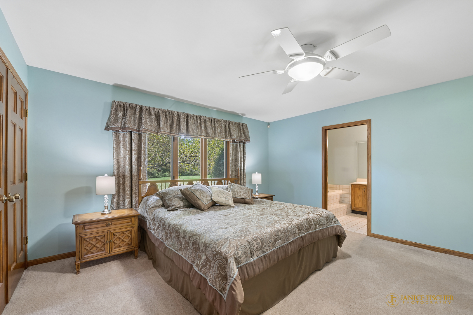33705 Creek Court