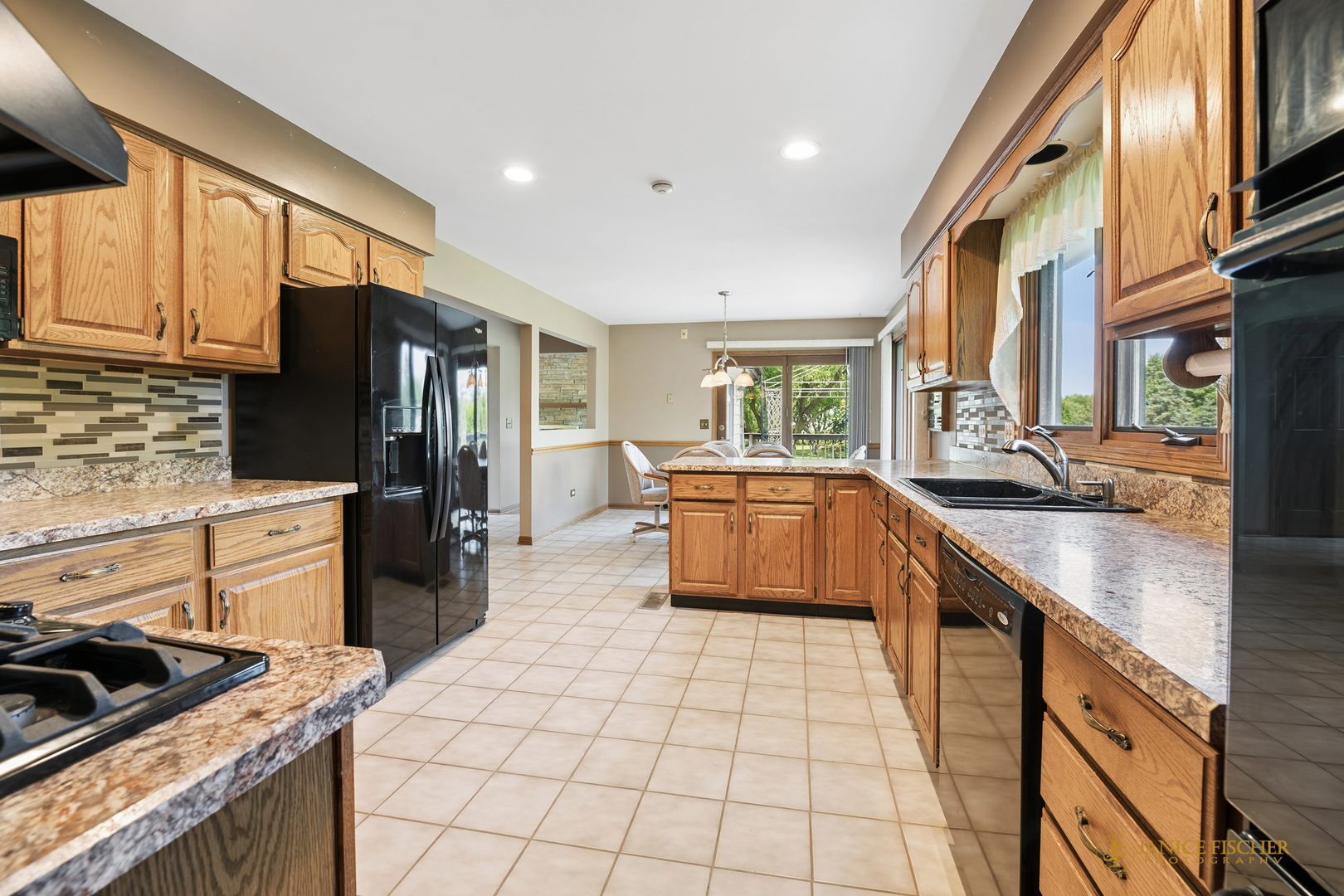 33705 Creek Court