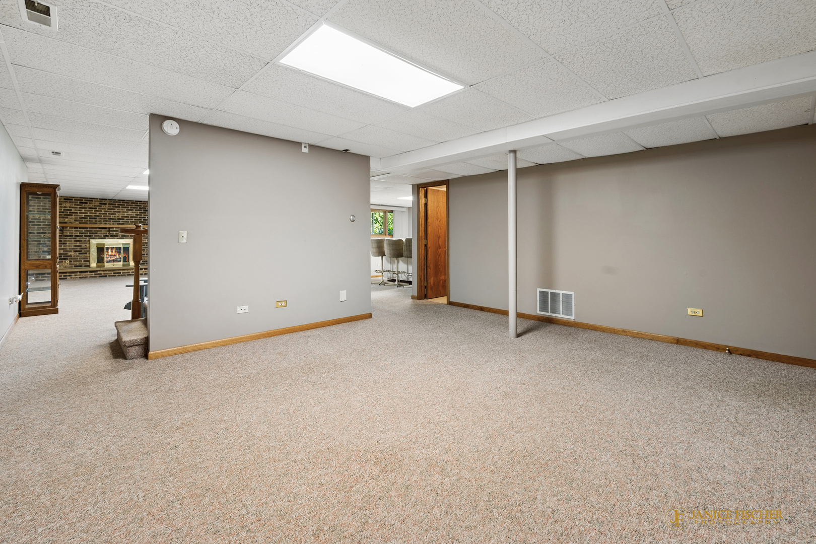 33705 Creek Court