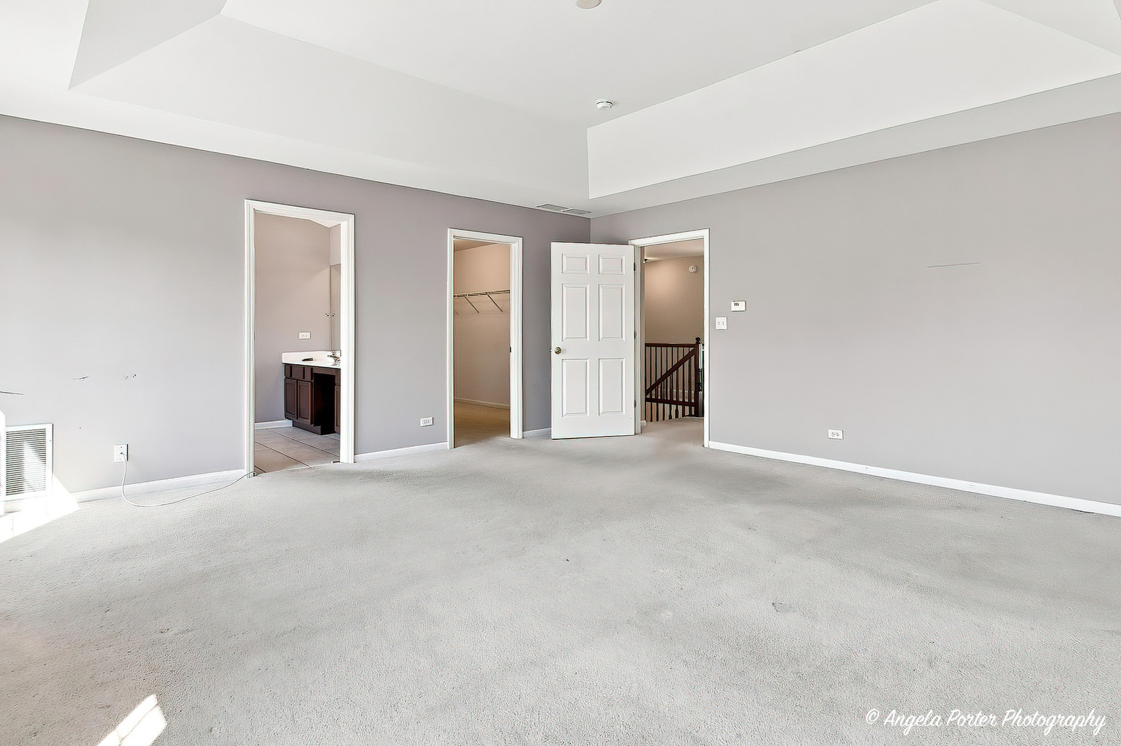 429 W Newbridge Lane