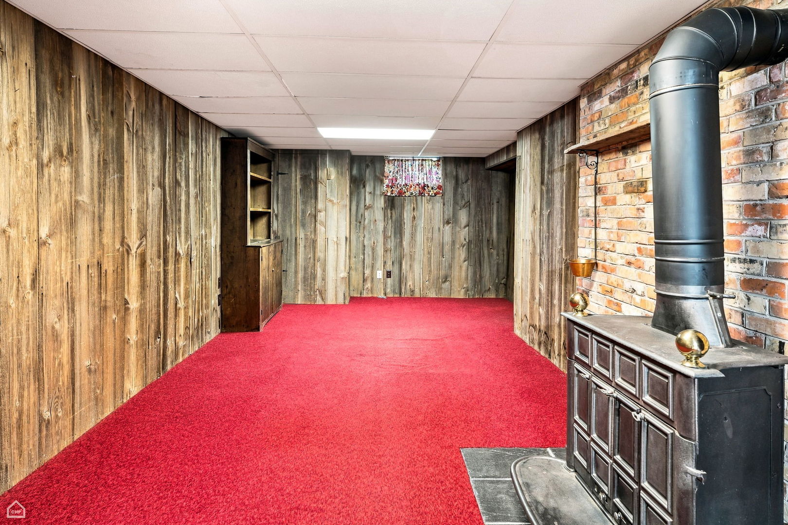 2402 Manor Lane