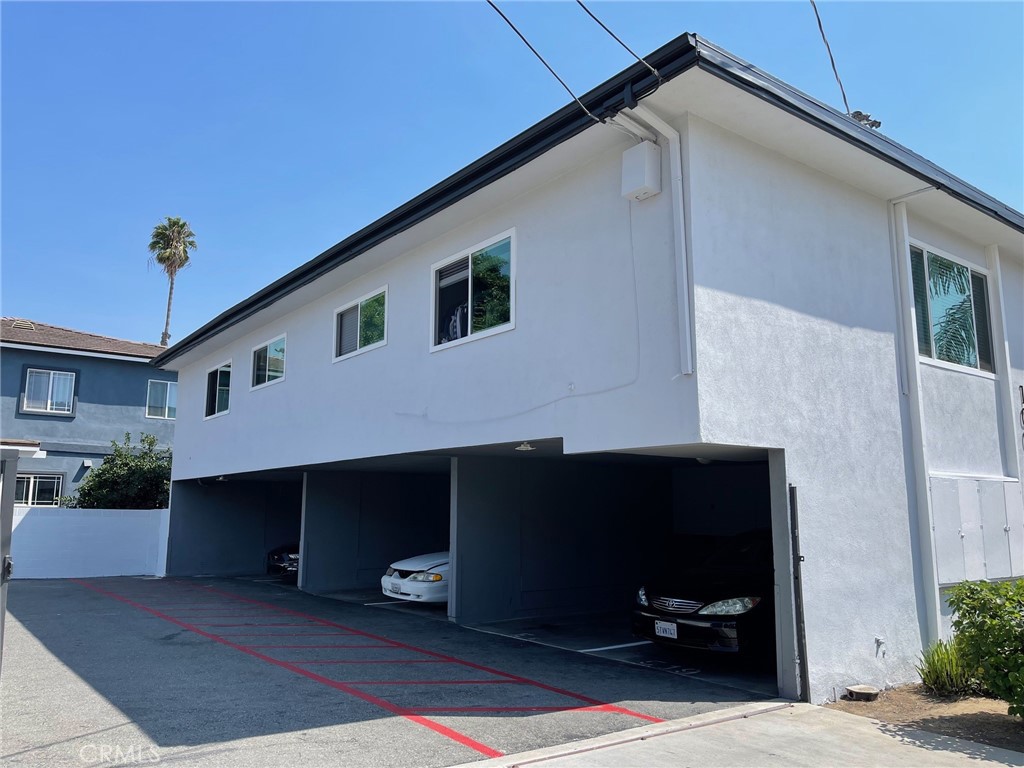 1001 N Van Ness Avenue