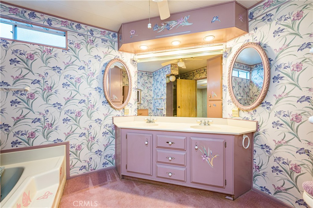 601 N Kirby Street 447