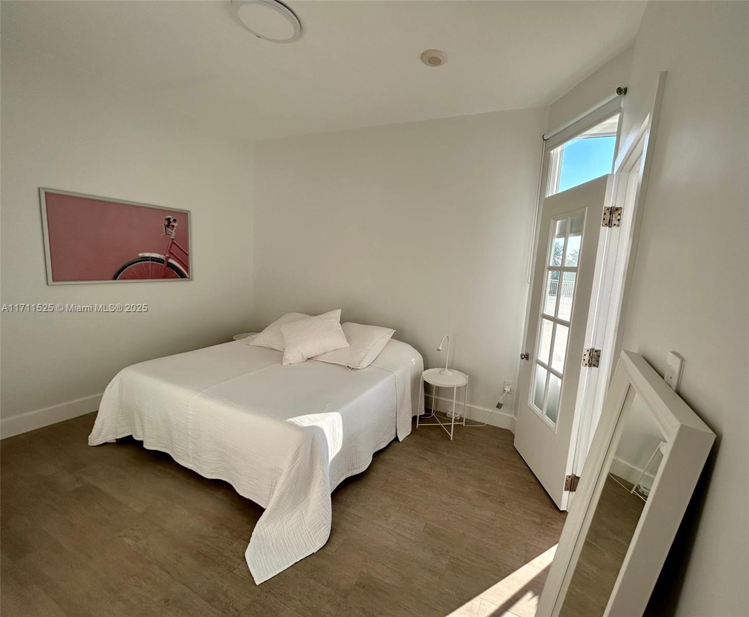 881 Ocean Dr # L5