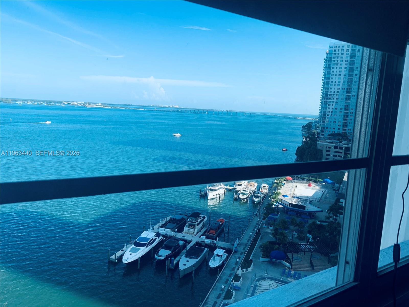 801 Brickell Bay Dr # 1470