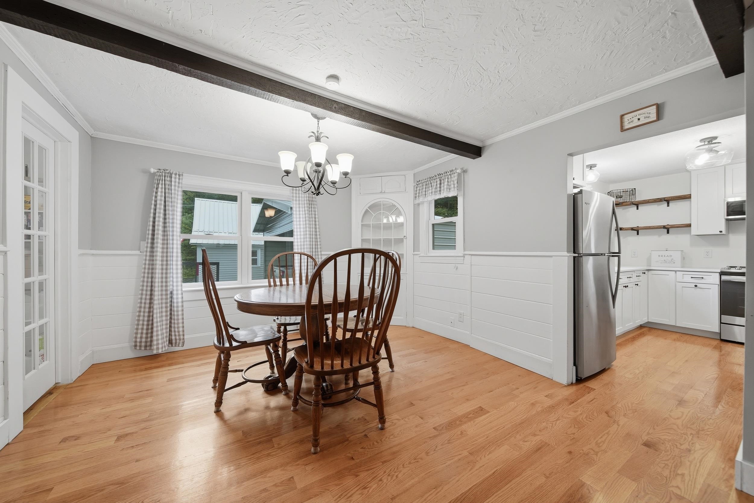 288 Island Pond Road