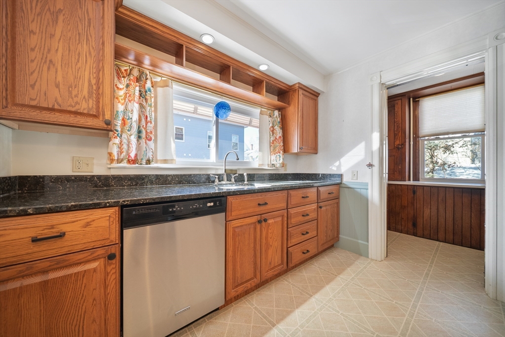 143 Summer St
