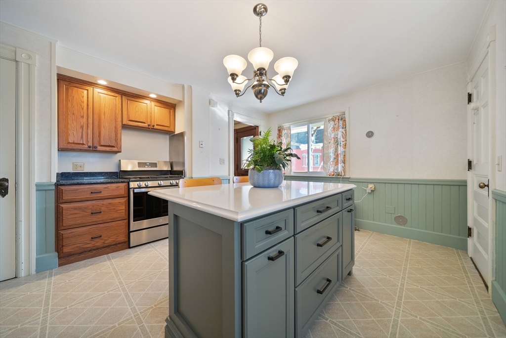 143 Summer St