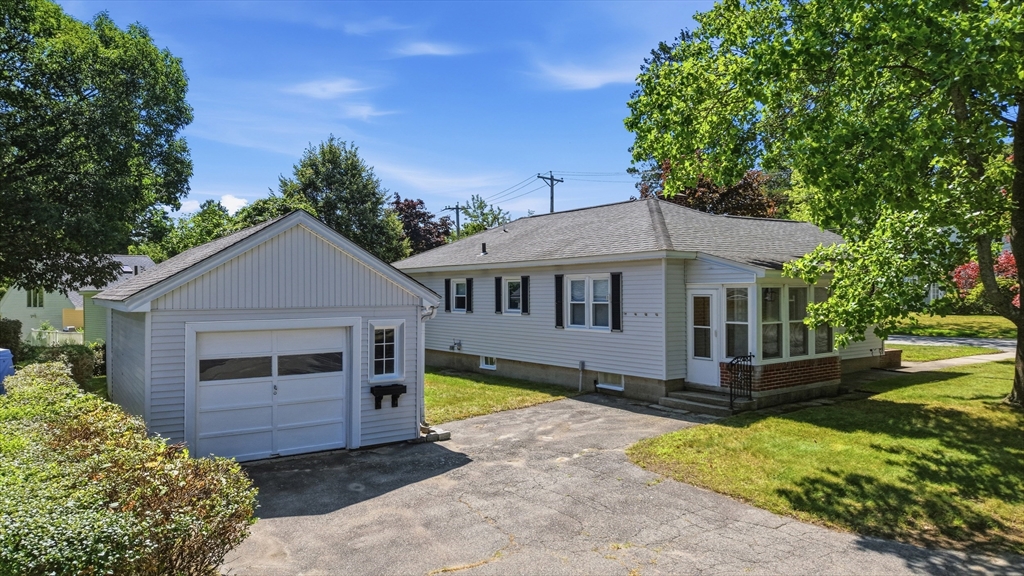 16 Baremeadow St