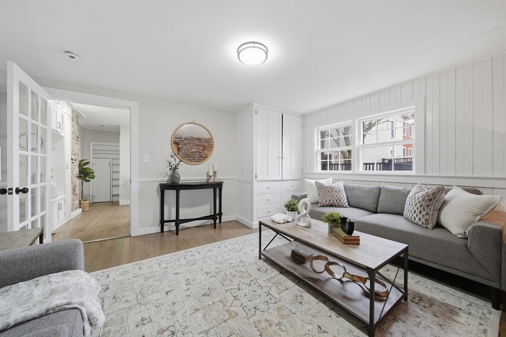 68 Pleasant St # 3