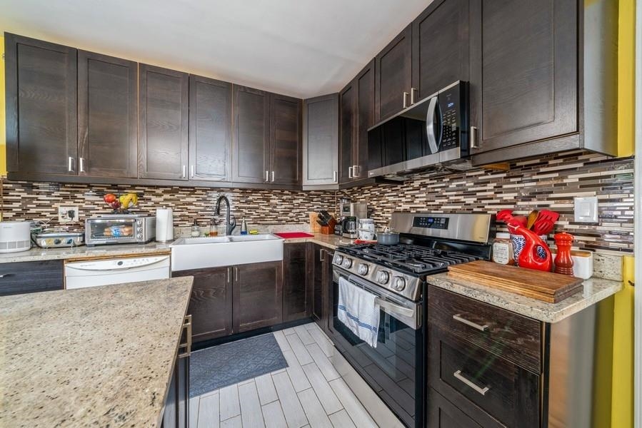 218 OLEAN AVE