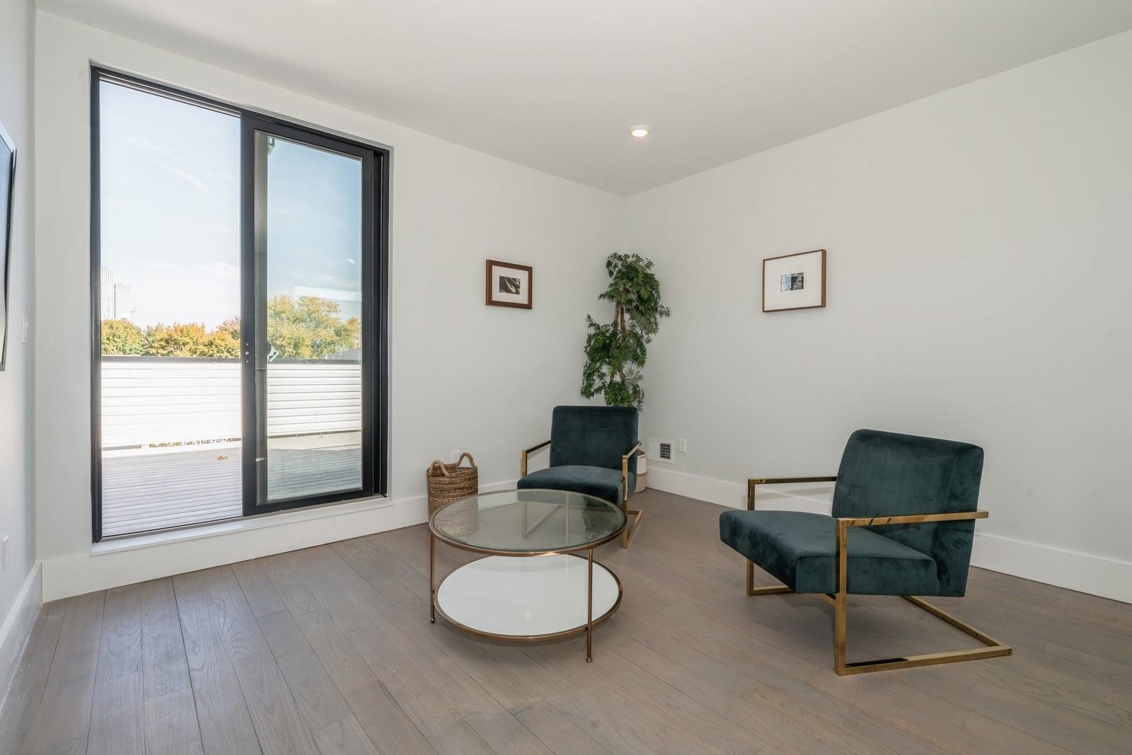 94 ASTOR PL Unit: 2
