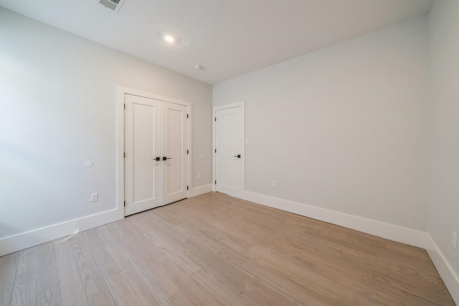 94 ASTOR PL Unit: 2