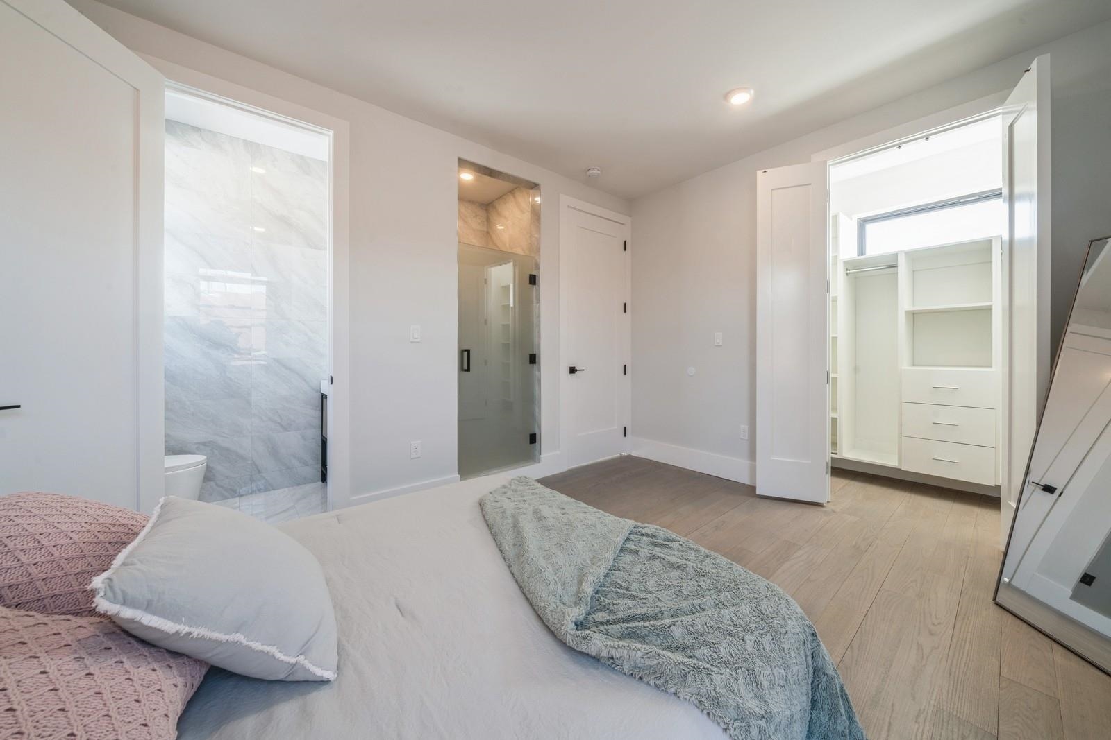 94 ASTOR PL Unit: 2