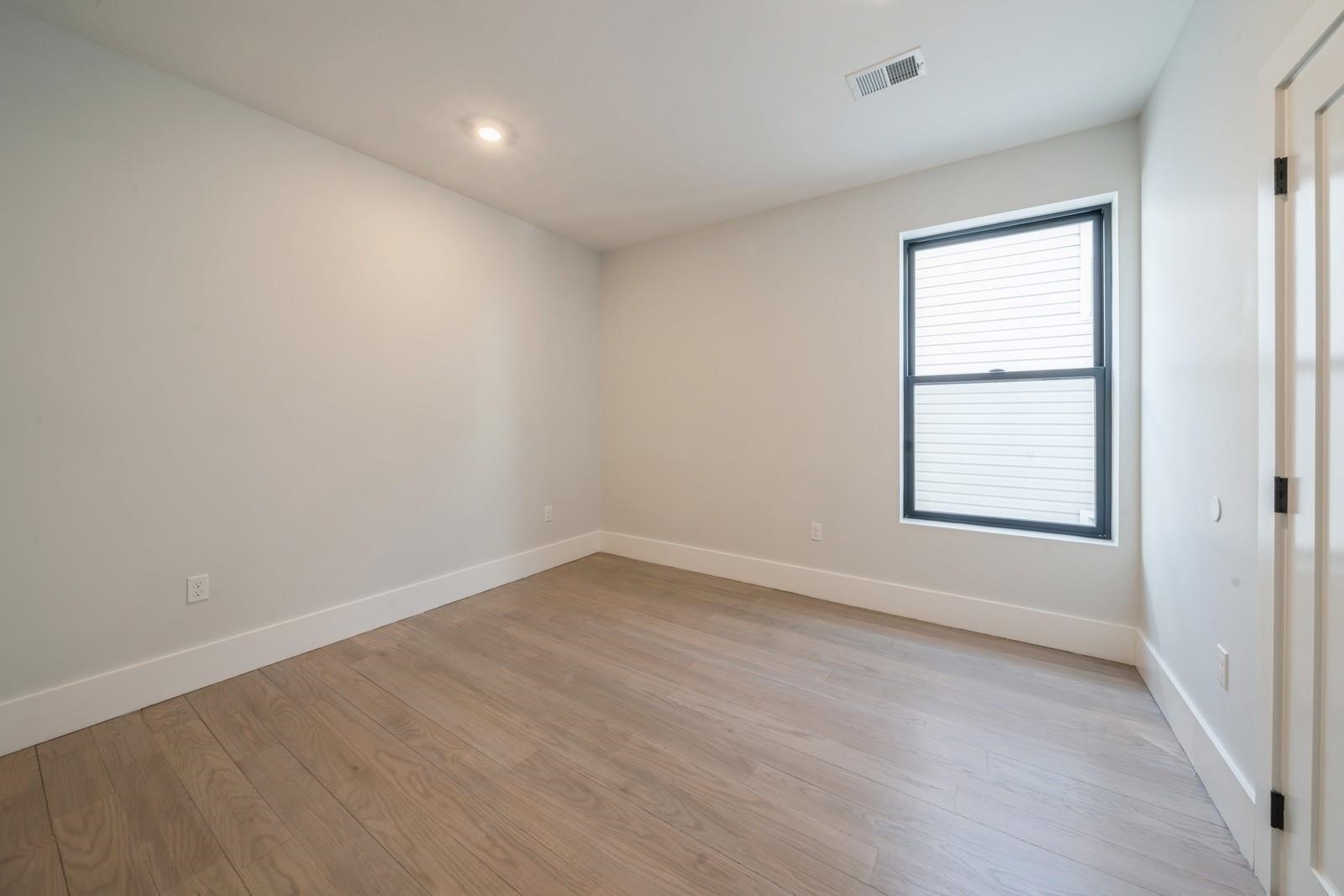 94 ASTOR PL Unit: 2