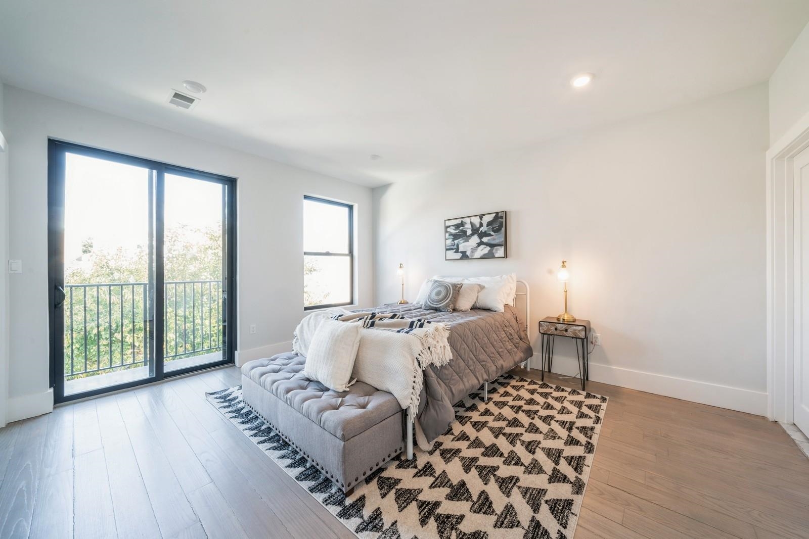 94 ASTOR PL Unit: 2