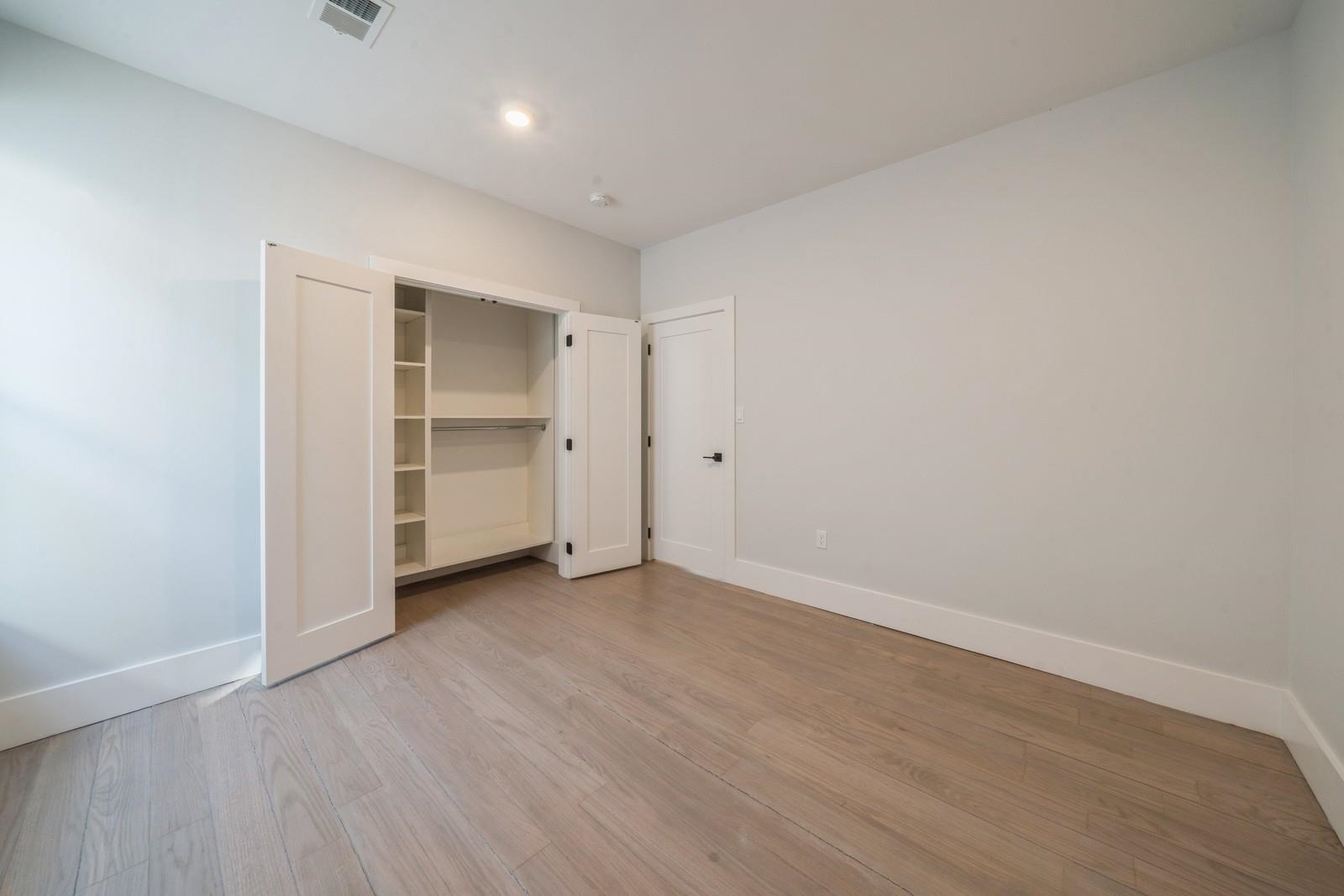 94 ASTOR PL Unit: 2