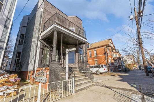 543 PALISADE AVE Unit: 5