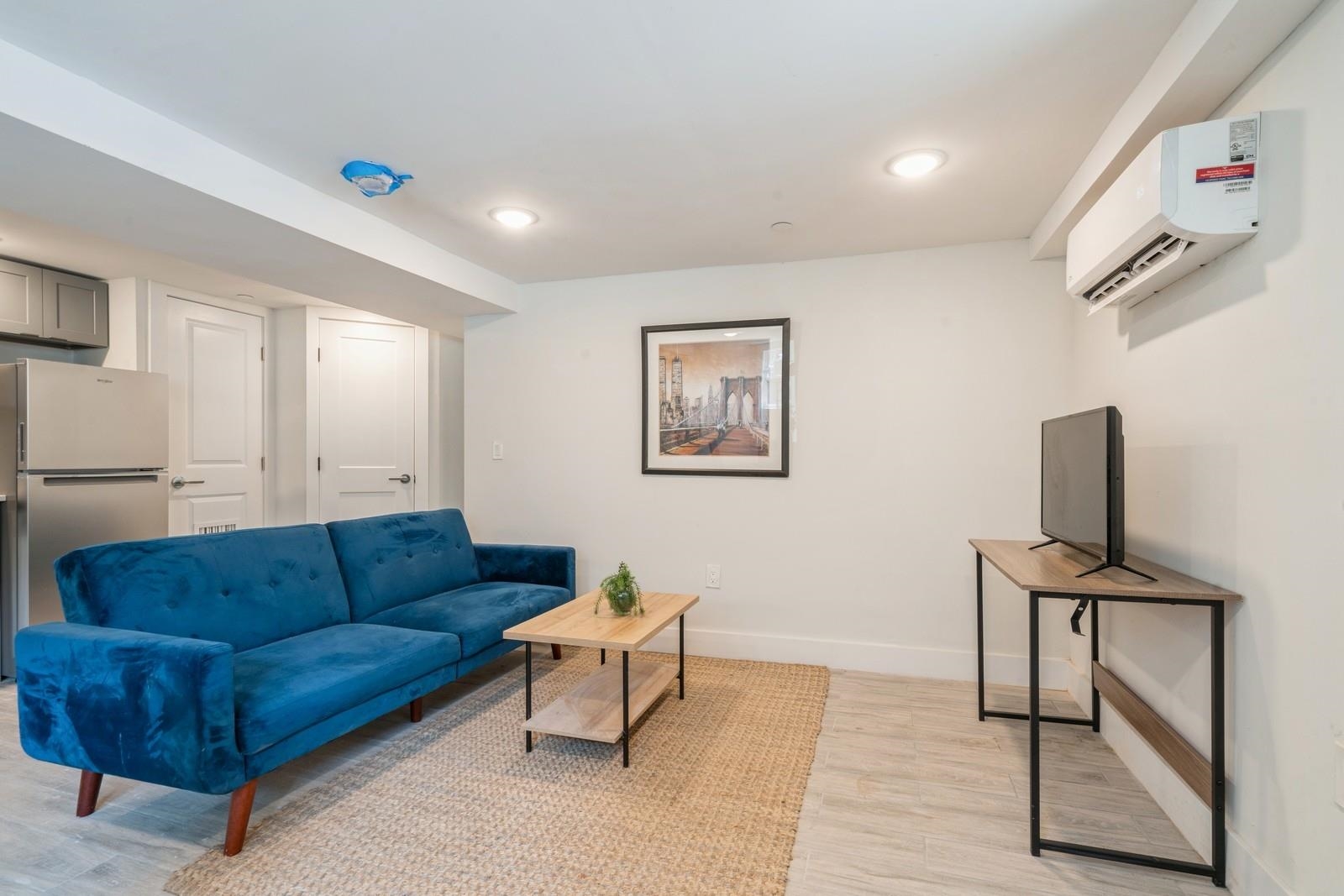 543 PALISADE AVE Unit: 5